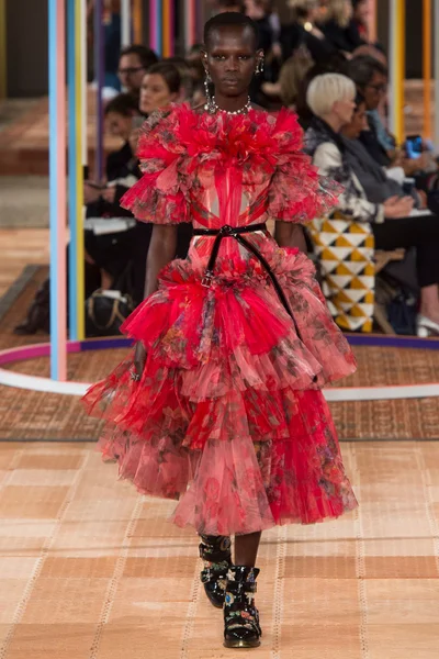 Look 37